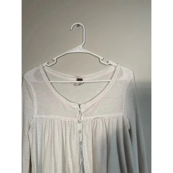 We The Free Kai Thermal Henley Top in White - Picture 4 of 12